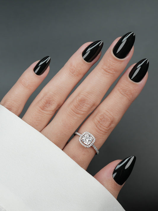 Catwalk – سواد الماس