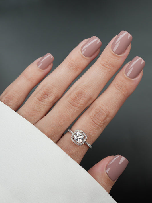 Cedarwood – لمسة راقية