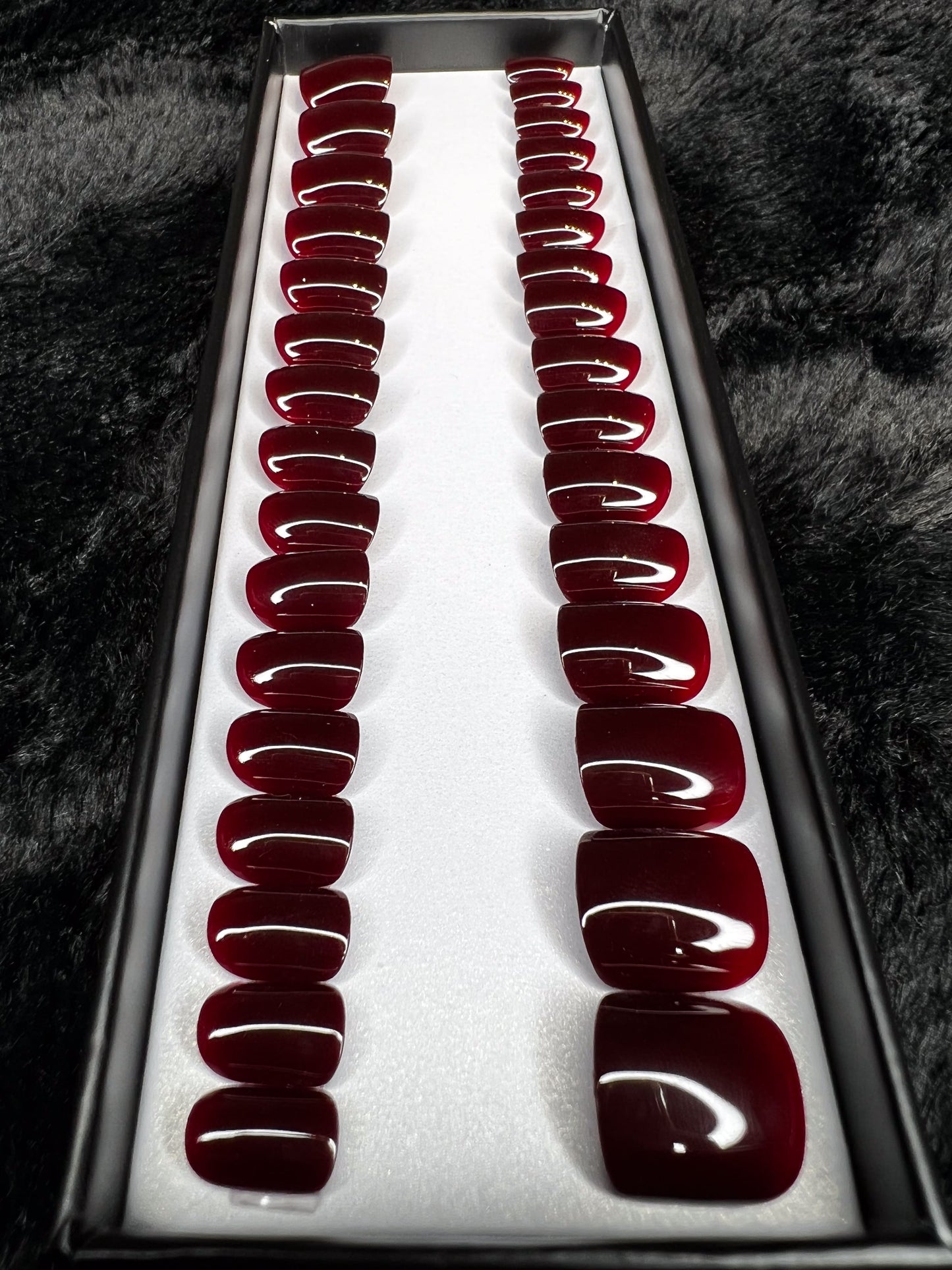 Black Cherry – سواد الأنوثة