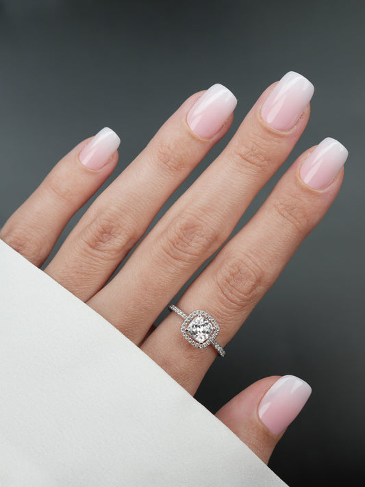 French Kiss – لمسة باريسية